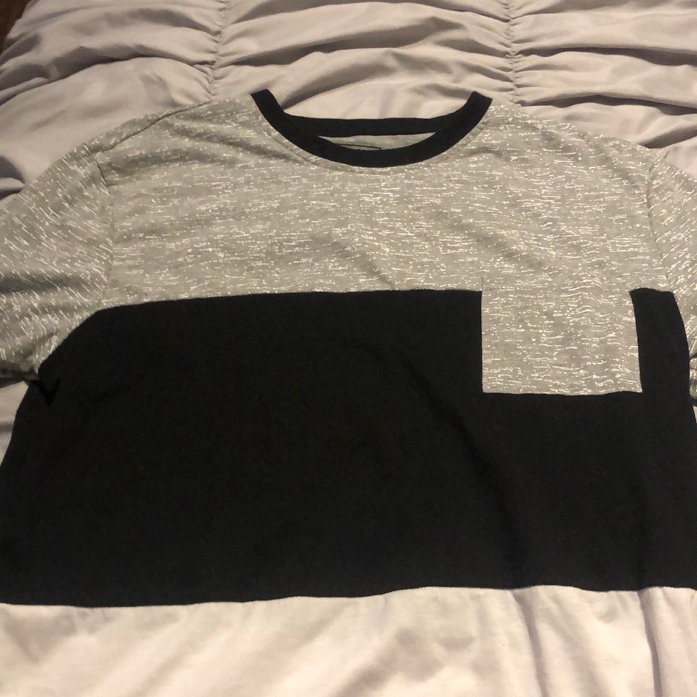 Medium Rue 21 tee shirt